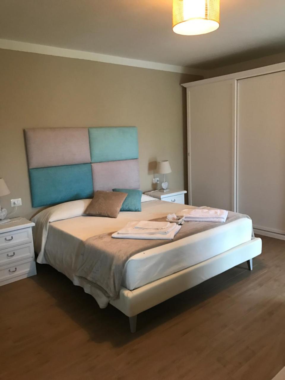 Il Giardino Di Daniela Apartments Сан-Теодоро Екстер'єр фото